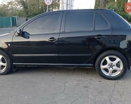 Черный Шкода Фабия, объемом двигателя 1.2 л и пробегом 260 тыс. км за 3450 $, фото 5 на Automoto.ua