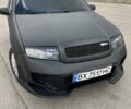 Черный Шкода Фабия, объемом двигателя 1.39 л и пробегом 380 тыс. км за 4000 $, фото 1 на Automoto.ua