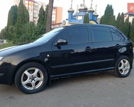 Черный Шкода Фабия, объемом двигателя 1.2 л и пробегом 260 тыс. км за 3450 $, фото 4 на Automoto.ua