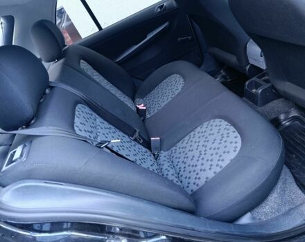 Черный Шкода Фабия, объемом двигателя 1.2 л и пробегом 277 тыс. км за 3500 $, фото 5 на Automoto.ua