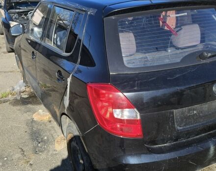 Чорний Шкода Фабія, об'ємом двигуна 1.4 л та пробігом 170 тис. км за 1200 $, фото 5 на Automoto.ua