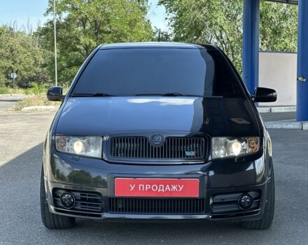 Черный Шкода Фабия, объемом двигателя 1.9 л и пробегом 265 тыс. км за 6599 $, фото 3 на Automoto.ua