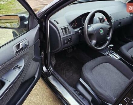 Черный Шкода Фабия, объемом двигателя 1.39 л и пробегом 173 тыс. км за 5799 $, фото 41 на Automoto.ua