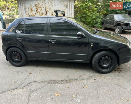 Черный Шкода Фабия, объемом двигателя 1.9 л и пробегом 290 тыс. км за 3300 $, фото 3 на Automoto.ua