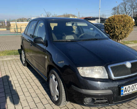 Черный Шкода Фабия, объемом двигателя 1.2 л и пробегом 300 тыс. км за 3500 $, фото 3 на Automoto.ua