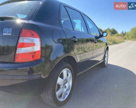 Черный Шкода Фабия, объемом двигателя 1.4 л и пробегом 250 тыс. км за 5150 $, фото 15 на Automoto.ua