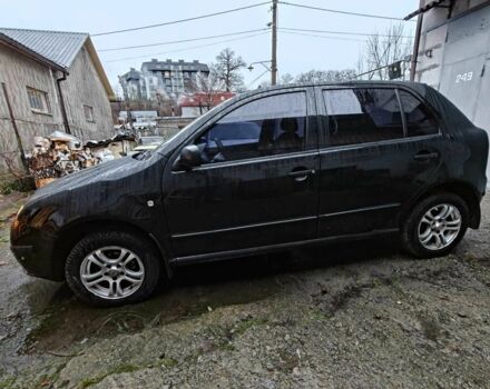 Черный Шкода Фабия, объемом двигателя 1.2 л и пробегом 315 тыс. км за 3300 $, фото 6 на Automoto.ua