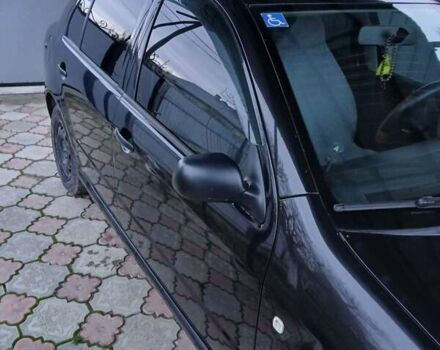 Черный Шкода Фабия, объемом двигателя 1.2 л и пробегом 313 тыс. км за 2700 $, фото 4 на Automoto.ua