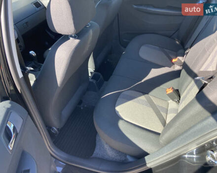 Черный Шкода Фабия, объемом двигателя 1.4 л и пробегом 250 тыс. км за 5150 $, фото 23 на Automoto.ua