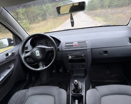 Черный Шкода Фабия, объемом двигателя 1.2 л и пробегом 175 тыс. км за 3950 $, фото 10 на Automoto.ua