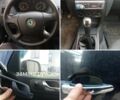 Черный Шкода Фабия, объемом двигателя 1.2 л и пробегом 172 тыс. км за 3800 $, фото 5 на Automoto.ua