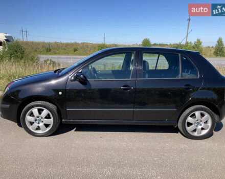 Черный Шкода Фабия, объемом двигателя 1.4 л и пробегом 250 тыс. км за 5150 $, фото 2 на Automoto.ua