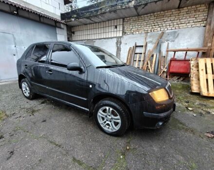 Черный Шкода Фабия, объемом двигателя 1.2 л и пробегом 315 тыс. км за 3300 $, фото 3 на Automoto.ua