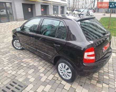 Чорний Шкода Фабія, об'ємом двигуна 1.4 л та пробігом 137 тис. км за 4750 $, фото 6 на Automoto.ua