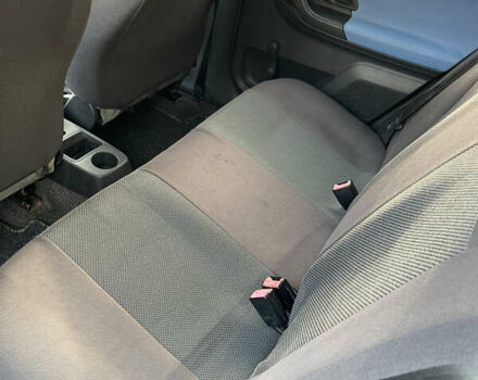 Черный Шкода Фабия, объемом двигателя 0 л и пробегом 121 тыс. км за 4100 $, фото 23 на Automoto.ua