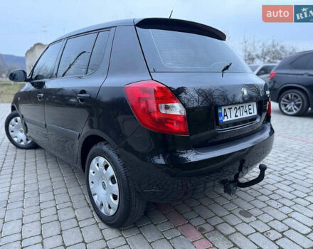 Черный Шкода Фабия, объемом двигателя 1.2 л и пробегом 215 тыс. км за 3950 $, фото 16 на Automoto.ua