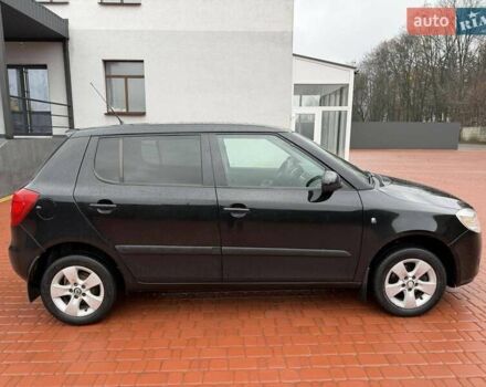 Черный Шкода Фабия, объемом двигателя 1.39 л и пробегом 209 тыс. км за 4800 $, фото 12 на Automoto.ua