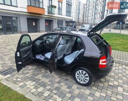 Чорний Шкода Фабія, об'ємом двигуна 1.4 л та пробігом 137 тис. км за 4750 $, фото 29 на Automoto.ua