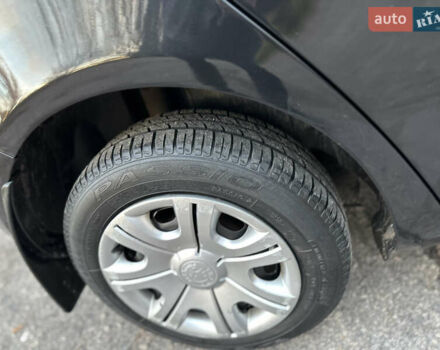 Черный Шкода Фабия, объемом двигателя 1.39 л и пробегом 153 тыс. км за 4250 $, фото 29 на Automoto.ua