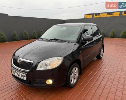 Черный Шкода Фабия, объемом двигателя 1.39 л и пробегом 209 тыс. км за 4800 $, фото 2 на Automoto.ua
