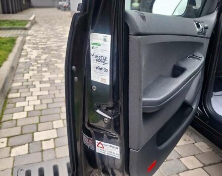 Чорний Шкода Фабія, об'ємом двигуна 1.4 л та пробігом 137 тис. км за 4750 $, фото 44 на Automoto.ua