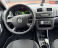Черный Шкода Фабия, объемом двигателя 1.39 л и пробегом 209 тыс. км за 4800 $, фото 3 на Automoto.ua