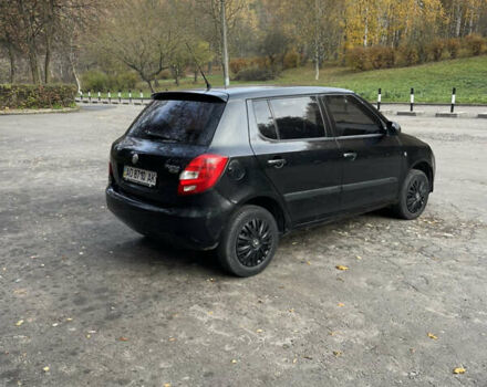 Черный Шкода Фабия, объемом двигателя 0 л и пробегом 121 тыс. км за 4100 $, фото 13 на Automoto.ua