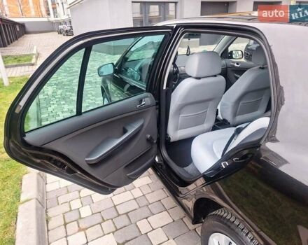 Чорний Шкода Фабія, об'ємом двигуна 1.4 л та пробігом 137 тис. км за 4750 $, фото 49 на Automoto.ua