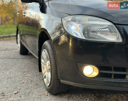 Черный Шкода Фабия, объемом двигателя 1.39 л и пробегом 153 тыс. км за 4250 $, фото 22 на Automoto.ua