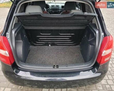 Чорний Шкода Фабія, об'ємом двигуна 1.2 л та пробігом 197 тис. км за 4500 $, фото 4 на Automoto.ua