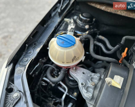 Черный Шкода Фабия, объемом двигателя 1.39 л и пробегом 153 тыс. км за 4250 $, фото 53 на Automoto.ua