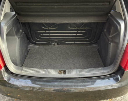 Черный Шкода Фабия, объемом двигателя 0 л и пробегом 121 тыс. км за 4100 $, фото 26 на Automoto.ua