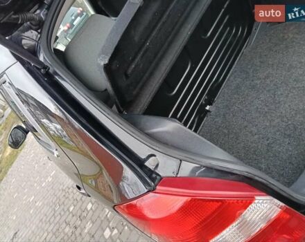 Чорний Шкода Фабія, об'ємом двигуна 1.2 л та пробігом 197 тис. км за 4500 $, фото 5 на Automoto.ua