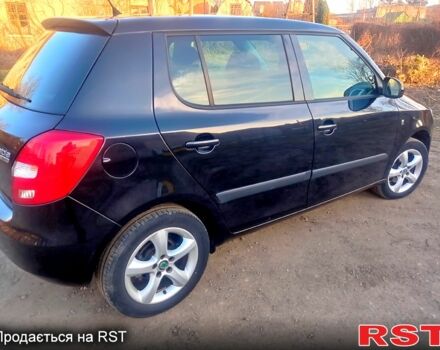 Черный Шкода Фабия, объемом двигателя 14 л и пробегом 0 тыс. км за 4800 $, фото 4 на Automoto.ua