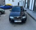 Черный Шкода Фабия, объемом двигателя 1.2 л и пробегом 349 тыс. км за 3200 $, фото 1 на Automoto.ua