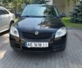 Черный Шкода Фабия, объемом двигателя 1.6 л и пробегом 200 тыс. км за 4458 $, фото 1 на Automoto.ua