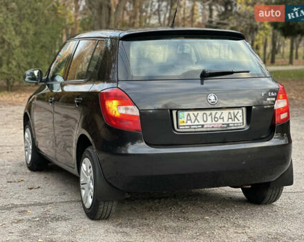 Черный Шкода Фабия, объемом двигателя 1.39 л и пробегом 153 тыс. км за 4250 $, фото 11 на Automoto.ua