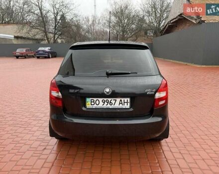 Черный Шкода Фабия, объемом двигателя 1.39 л и пробегом 209 тыс. км за 4800 $, фото 1 на Automoto.ua