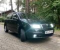 Черный Шкода Фабия, объемом двигателя 1.2 л и пробегом 226 тыс. км за 3750 $, фото 1 на Automoto.ua