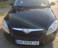 Черный Шкода Фабия, объемом двигателя 1.2 л и пробегом 175 тыс. км за 3800 $, фото 1 на Automoto.ua
