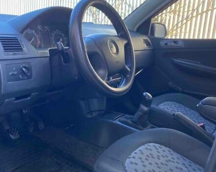 Черный Шкода Фабия, объемом двигателя 1.2 л и пробегом 340 тыс. км за 3150 $, фото 6 на Automoto.ua