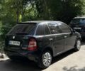 Черный Шкода Фабия, объемом двигателя 1.2 л и пробегом 203 тыс. км за 3500 $, фото 2 на Automoto.ua