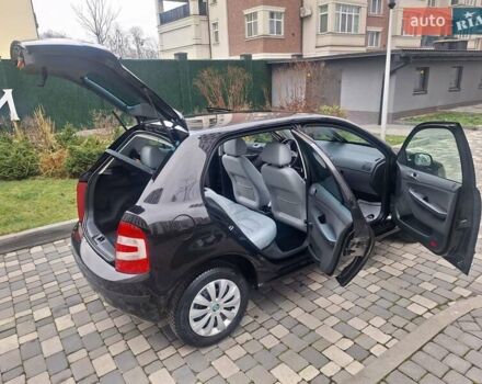 Чорний Шкода Фабія, об'ємом двигуна 1.4 л та пробігом 137 тис. км за 4750 $, фото 30 на Automoto.ua