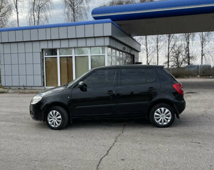 Черный Шкода Фабия, объемом двигателя 1.4 л и пробегом 230 тыс. км за 4400 $, фото 7 на Automoto.ua