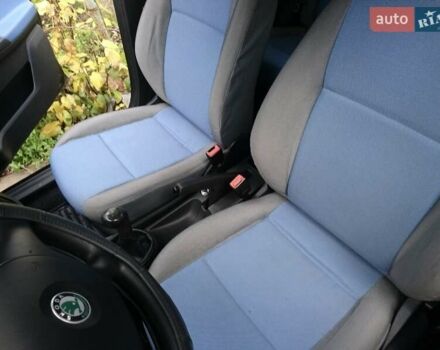 Черный Шкода Фабия, объемом двигателя 1.39 л и пробегом 237 тыс. км за 4700 $, фото 16 на Automoto.ua