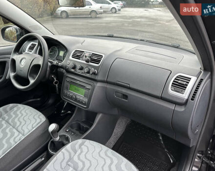 Чорний Шкода Фабія, об'ємом двигуна 1.4 л та пробігом 191 тис. км за 5350 $, фото 27 на Automoto.ua