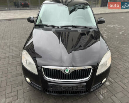 Черный Шкода Фабия, объемом двигателя 1.39 л и пробегом 167 тыс. км за 6450 $, фото 1 на Automoto.ua