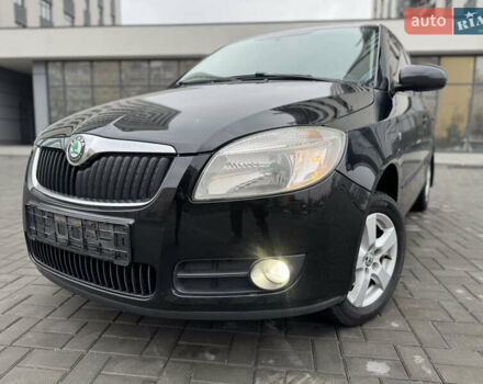Черный Шкода Фабия, объемом двигателя 1.39 л и пробегом 167 тыс. км за 6450 $, фото 5 на Automoto.ua