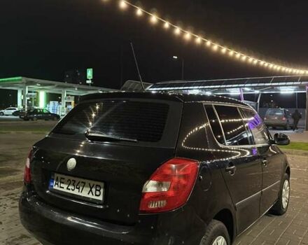 Черный Шкода Фабия, объемом двигателя 1.39 л и пробегом 185 тыс. км за 4500 $, фото 3 на Automoto.ua