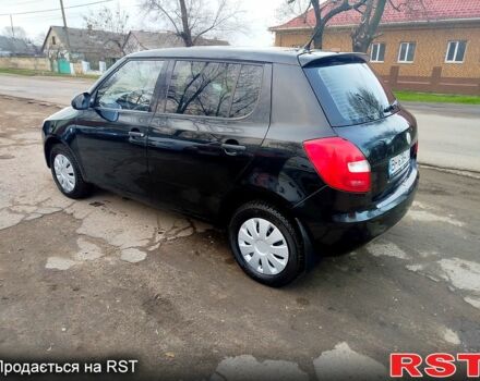 Черный Шкода Фабия, объемом двигателя 1.2 л и пробегом 218 тыс. км за 2500 $, фото 2 на Automoto.ua
